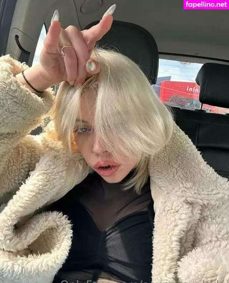 Littlesabrina OnlyFans Thumbnail #wWNjj1Fa2D