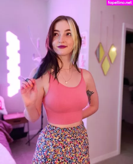 Littlesiha OnlyFans Thumbnail #PY7U40vsIR