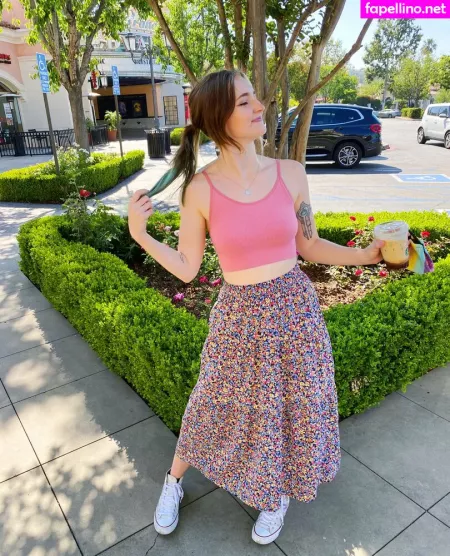 Littlesiha OnlyFans Thumbnail #YBBdSE2AFG
