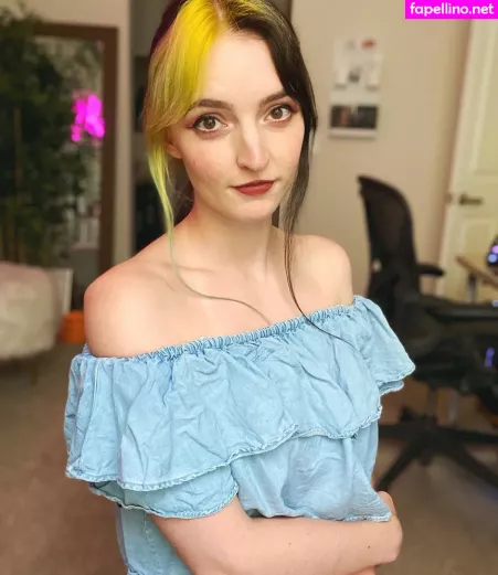Littlesiha OnlyFans Thumbnail #YM61olO7qh