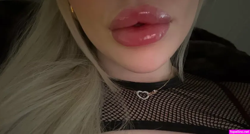 Littlestasia OnlyFans Thumbnail #Iz32CrD4Uu