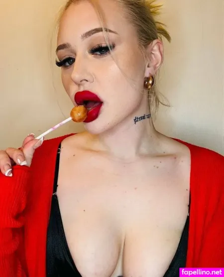 Littlestasia OnlyFans Thumbnail #V6VzepMDGr