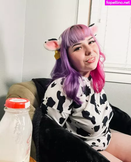 Littlestpigletannclips OnlyFans Thumbnail #9LewzIcuv7