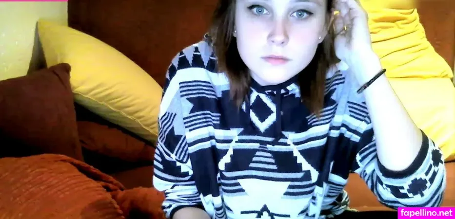 Littlesweetiee OnlyFans Thumbnail #oP2fkfXbuW