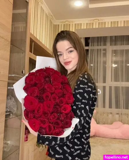 Littleteenvika OnlyFans Thumbnail #BY7XIvHRJL