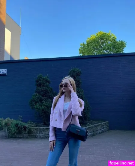 Littlevasya OnlyFans Thumbnail #wim7WUrHpF