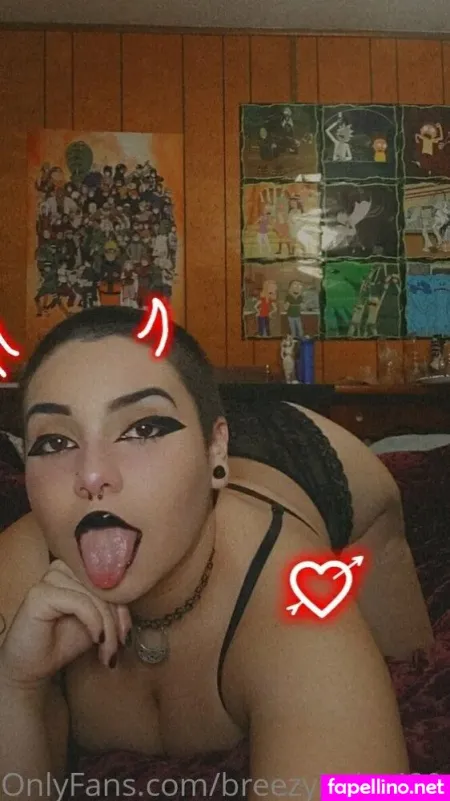 Littlevillagewitch666 OnlyFans Thumbnail #16GltBbgWA
