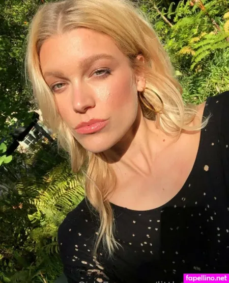 Littlexxxfawn OnlyFans Thumbnail #0QMn0YDygm