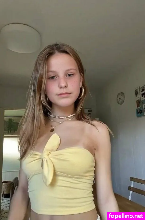 Zoeexlovee, lilredzoe Nude Leaked OnlyFans Photo #BBKIyHCOWT