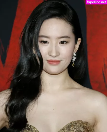 Liu Yifei Main Profile Photo