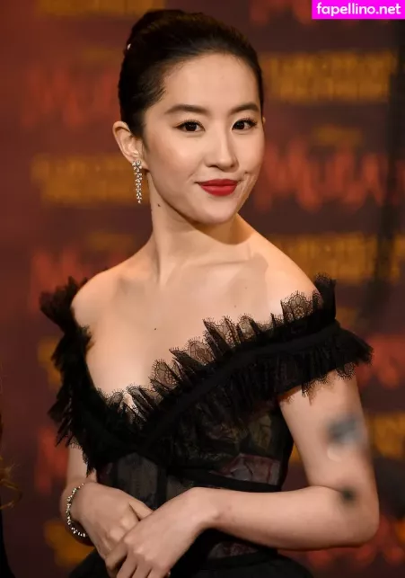 Liu Yifei OnlyFans Thumbnail #nh8ZzFpdXq