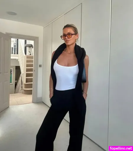 Liv Bentley OnlyFans Thumbnail #YEKPzRUYaC