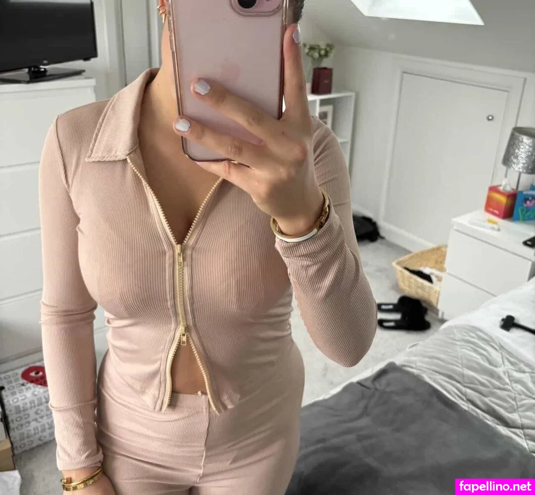 livgraccee, u186090198 Nude Leaked OnlyFans Photo #hslvFWwNNJ