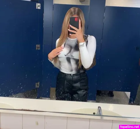 Liv Grace OnlyFans Thumbnail #xdxu1n84eI