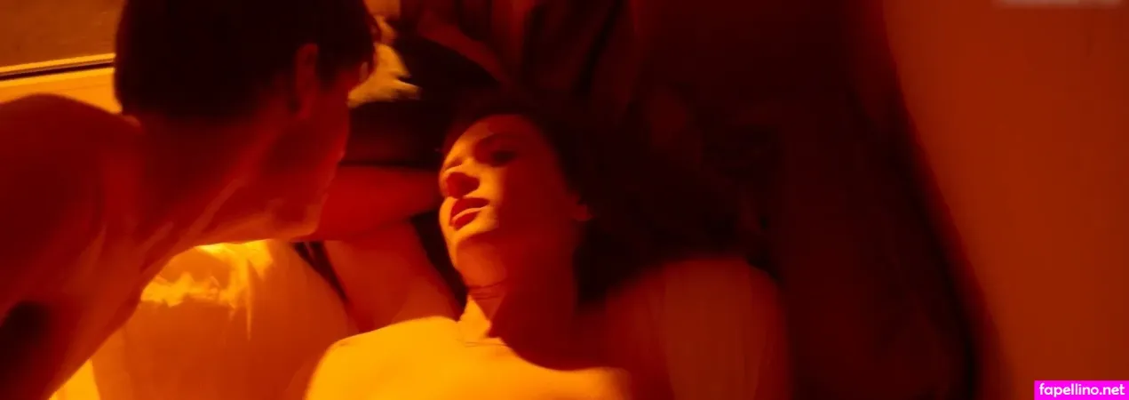 Liv Lisa Fries OnlyFans Thumbnail #UeETAWZImw