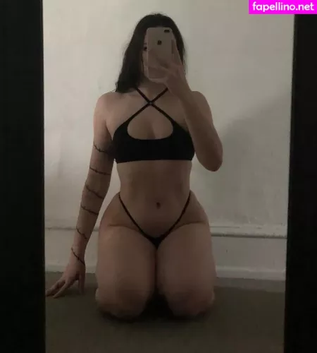 Liv Littlelivbug OnlyFans Thumbnail #YfBgqVuces