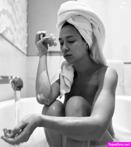 Liv Lo Golding OnlyFans Thumbnail #CZ9XJmLqgn