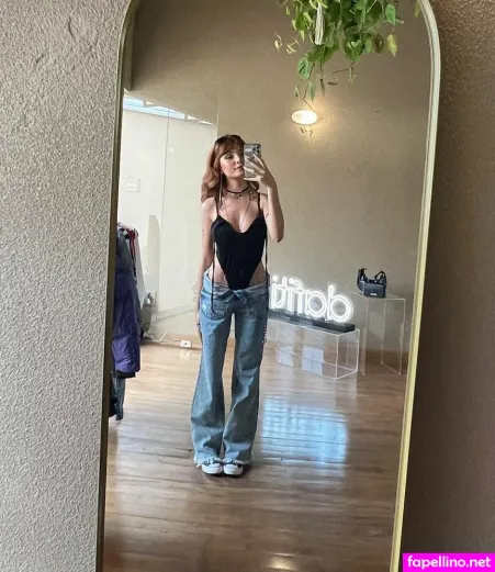 Liv Resenhas OnlyFans Thumbnail #D6ftT0VmLp