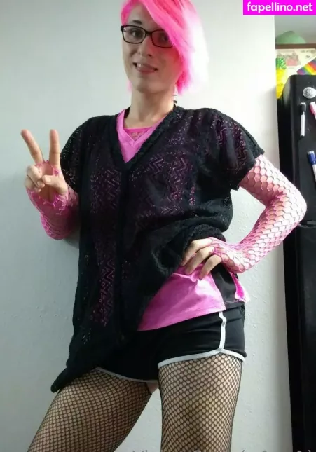 Lively Catgirl OnlyFans Thumbnail #UiXbE1RO8N