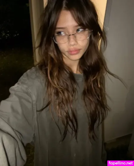 Liverandheart OnlyFans Thumbnail #1OJh0hLJsz