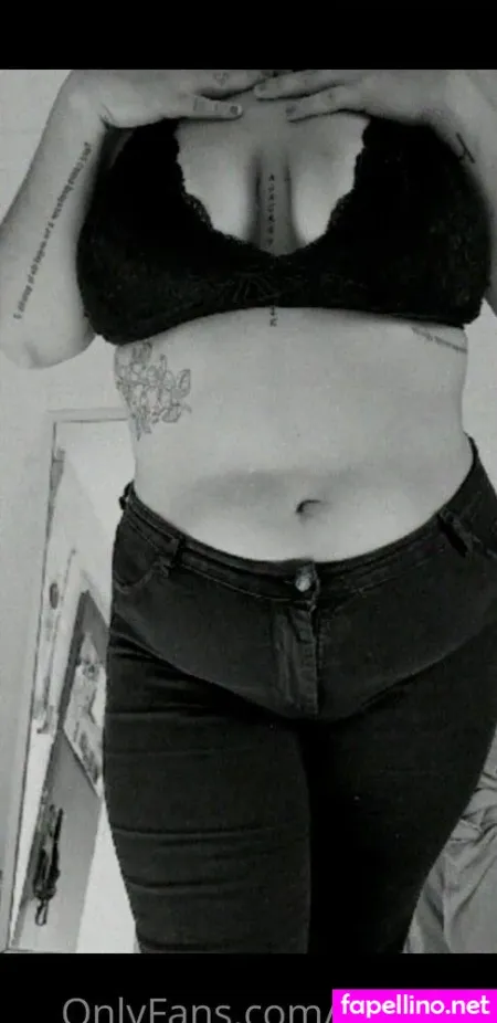 Livgirlbig OnlyFans Thumbnail #pF66WS5xGn