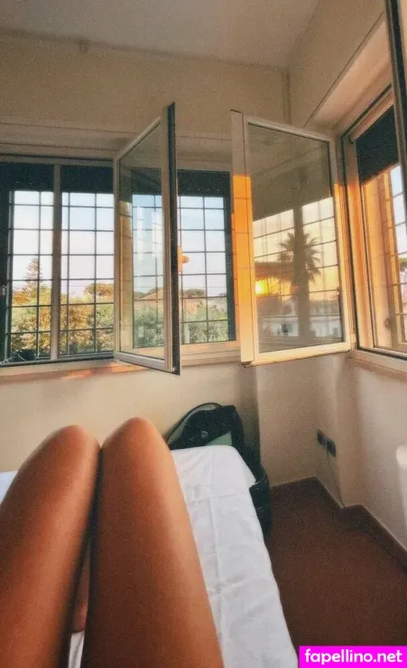 Livia Borghese OnlyFans Thumbnail #6iTiA3jOTy