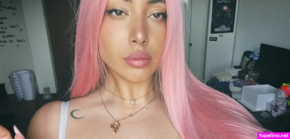 Livia Borghese OnlyFans Thumbnail #oNLZ2mwHrt