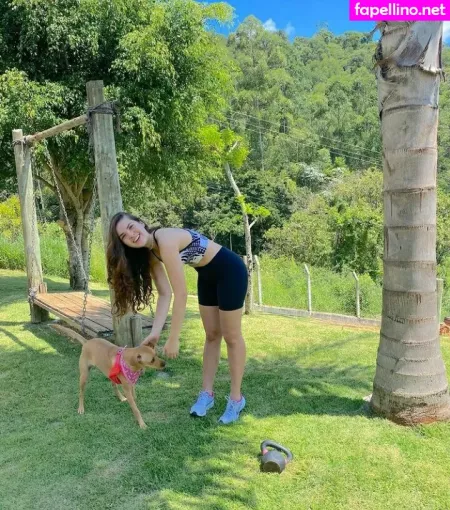 Livia Inhudes OnlyFans Thumbnail #0Ac92dqz0q