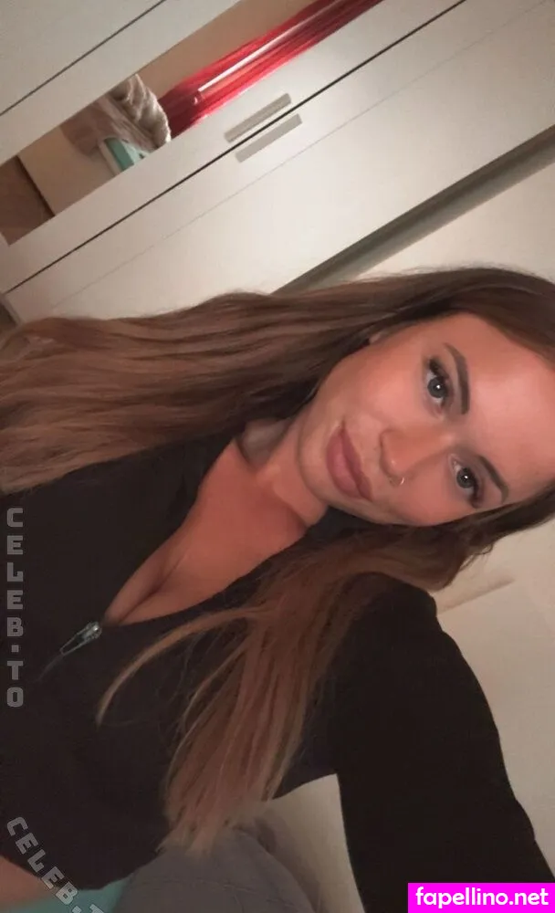livia.lindner Nude Leaked OnlyFans Photo #0brm8v7WOj
