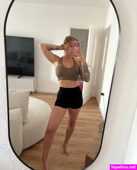 Livia Lindner OnlyFans Thumbnail #B9HC5Ce5cj