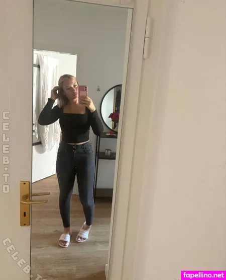 Livia Lindner OnlyFans Thumbnail #BDIaH7duYq