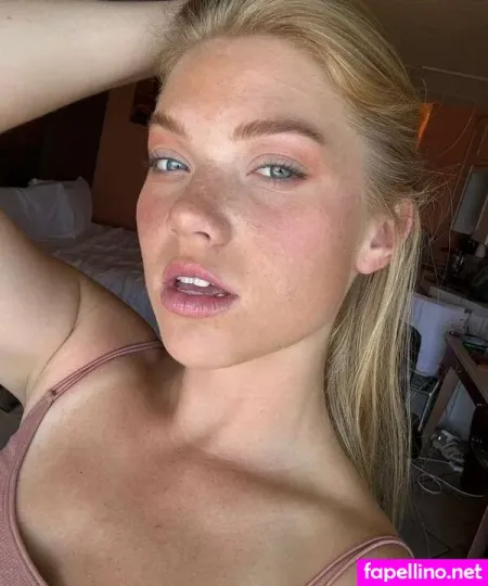 Livia Love OnlyFans Thumbnail #9oWjTxxKkF