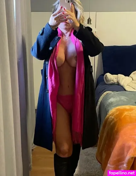 Livia Oliveira OnlyFans Thumbnail #Ri5l7UWLRV