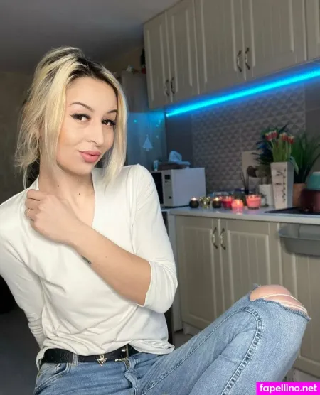 Livia77free OnlyFans Thumbnail #44s7b6ie5Z