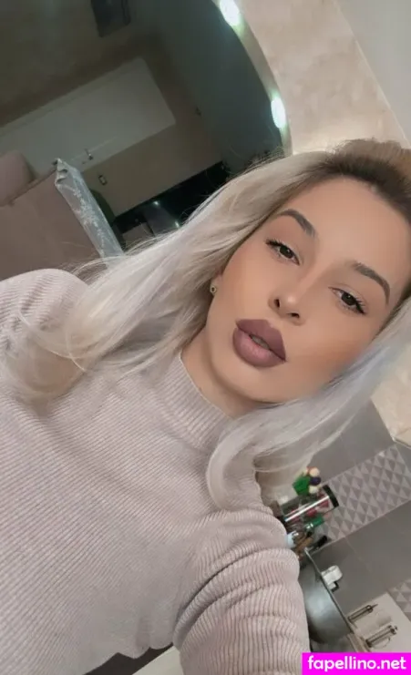 Livia77free OnlyFans Thumbnail #tP3YWD5T9R