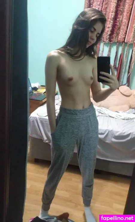 Liviakotlova OnlyFans Thumbnail #GiZxinD1DH