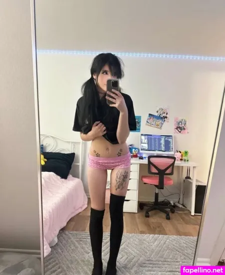 Liviashes OnlyFans Thumbnail #Nwy69Rb9jq