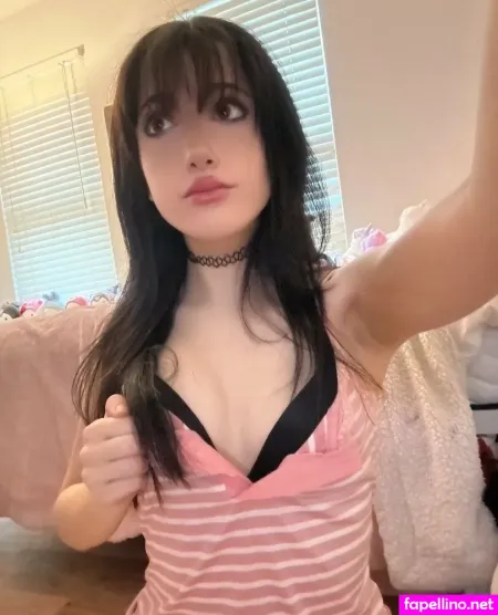 Liviashes OnlyFans Thumbnail #vKxlwySREf