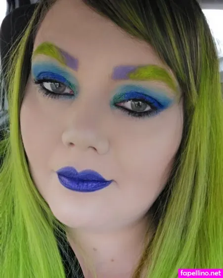 Livin Dead Girl Main Profile Photo