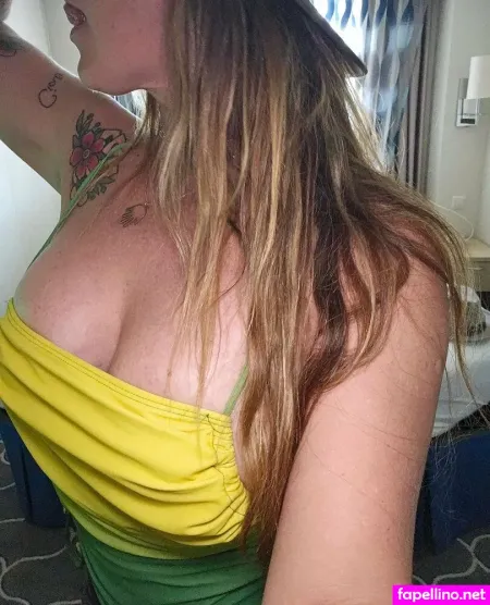 Livincashui1 OnlyFans Thumbnail #9XSVF5g9NY