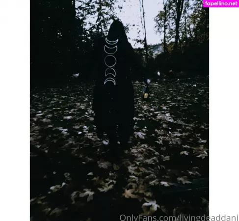 Livingdeaddani OnlyFans Thumbnail #yu5e5W1OAZ
