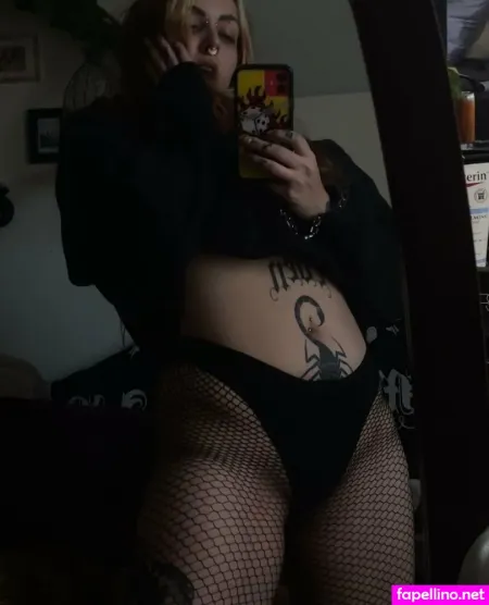 Livingdeadmorgue OnlyFans Thumbnail #NdeGt7fPUs