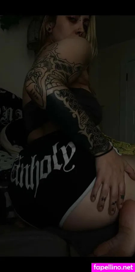 Livingdeadmorgue OnlyFans Thumbnail #Vwlcz2em2i