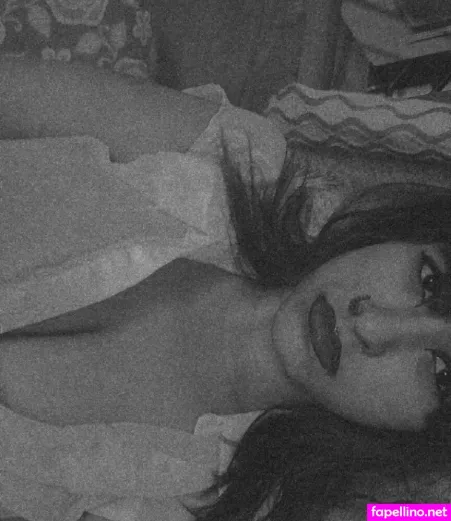 Livingraves OnlyFans Thumbnail #KDpM9eNQWp