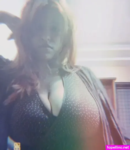 Livingraves OnlyFans Thumbnail #cpG1JCBvrX