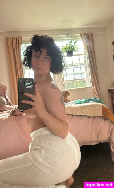 Livingwithmarlie OnlyFans Thumbnail #Gwm0JITNuF
