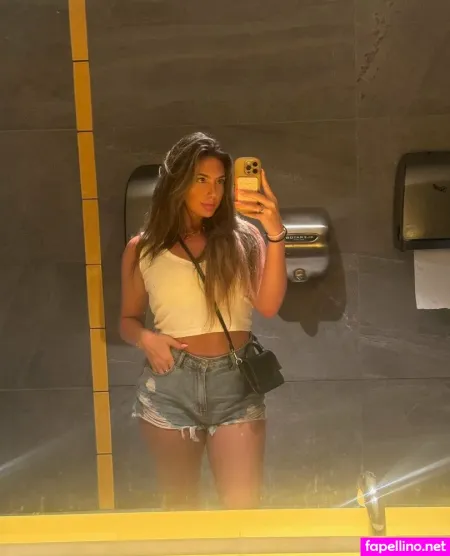 Livinlavidalicia OnlyFans Thumbnail #Hit5P9rshe