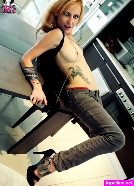 Livion OnlyFans Thumbnail #WUFJHVBUWC