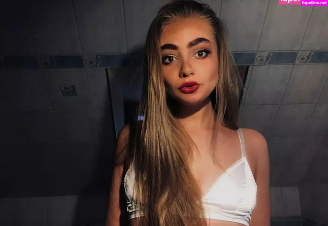 Livionly OnlyFans Thumbnail #9QdLEDVXUU