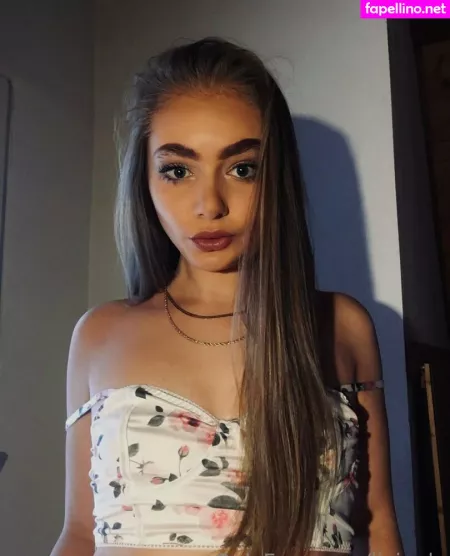 Livionly OnlyFans Thumbnail #CxufUCsxro